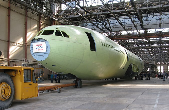 VASO rozpoczyna montaż pierwszego Iła 96-400M