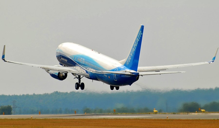 FAA nakłada kary na Boeinga za niezatwierdzone czujniki na prawie 800 B737 FAA nakłada kary na Boeinga za niezatwierdzone czujniki na prawie 800 B737