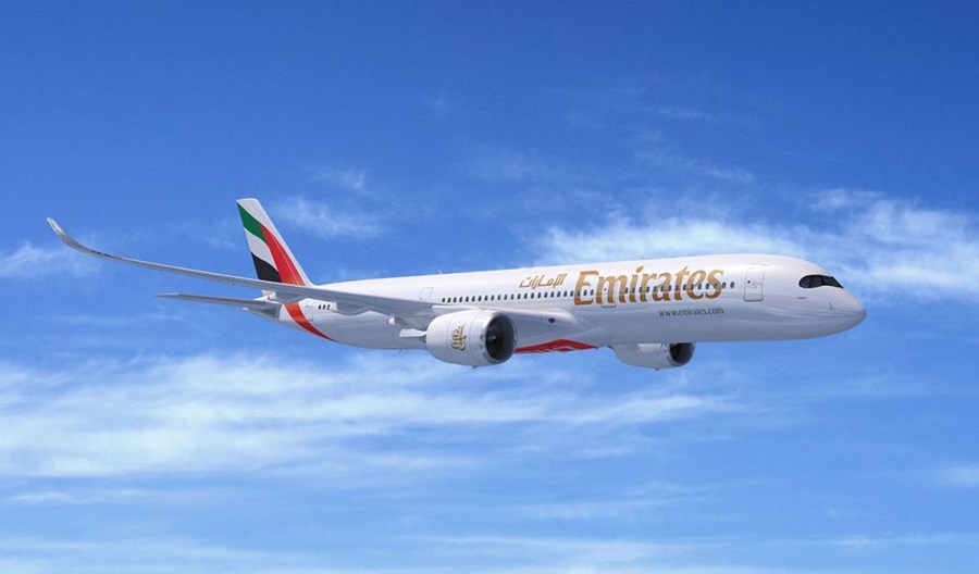 Emirates zawieszają większość lotów i redukują wynagrodzenia Emirates zawieszają większość lotów i redukują wynagrodzenia