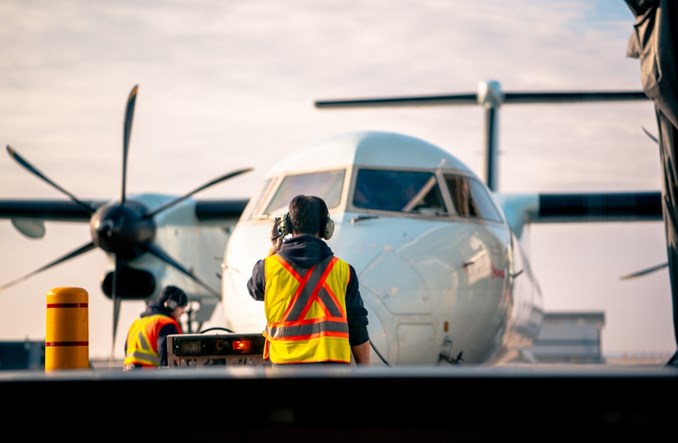 Raport: Chińska branża lotnicza walczy ze skutkami epidemii koronawirusa