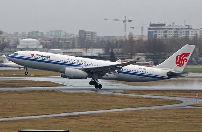 Opozycja chce zakazu lotów dla Air China