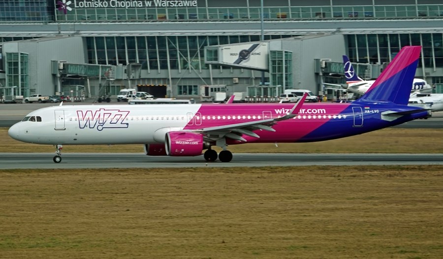 Wizz Air zawieszają sporo połączeń z Polski. Powodem niski wskaźnik szczepień Wizz Air zawieszają sporo połączeń z Polski. Powodem niski wskaźnik szczepień