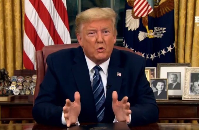 Trump zakazuje lotów z Europy. WHO ogłasza pandemię (aktualizacja)