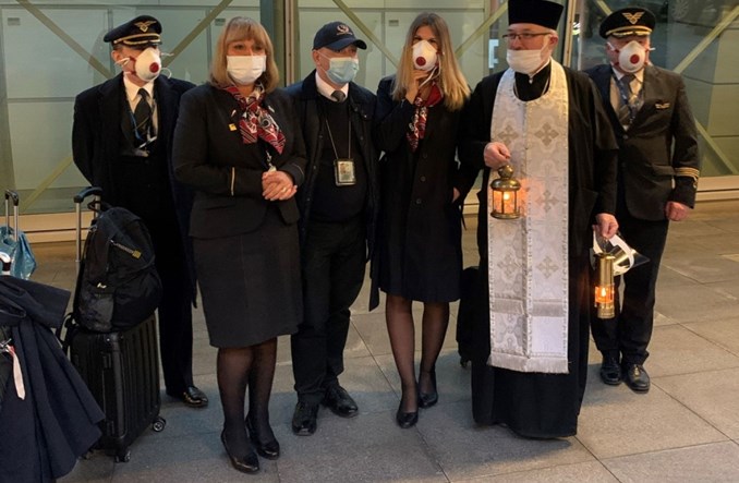 Święty Ogień na pokładzie specjalnego rejsu PLL LOT