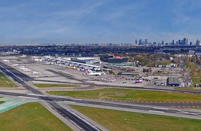 Zawieszenie połączeń lotniczych przedłużone do 23 maja