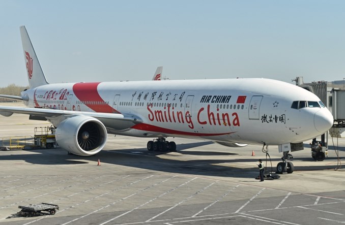 Stany Zjednoczone grożą, że zamkną swoje niebo dla linii lotniczych z Chin, Chiny wprowadzają nowe reguły