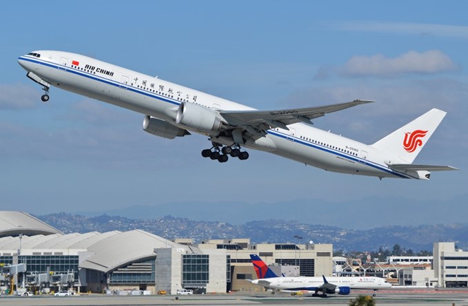 USA uginają się przed Chinami i odwołują zamknięcie nieba dla linii z Państwa Środka