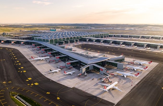 Nowe lotnisko w Stambule otworzyło trzecią drogę startową