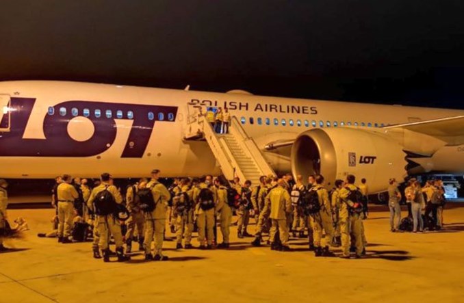 Dreamliner PLL LOT wylądował z misją ratunkową w Bejrucie