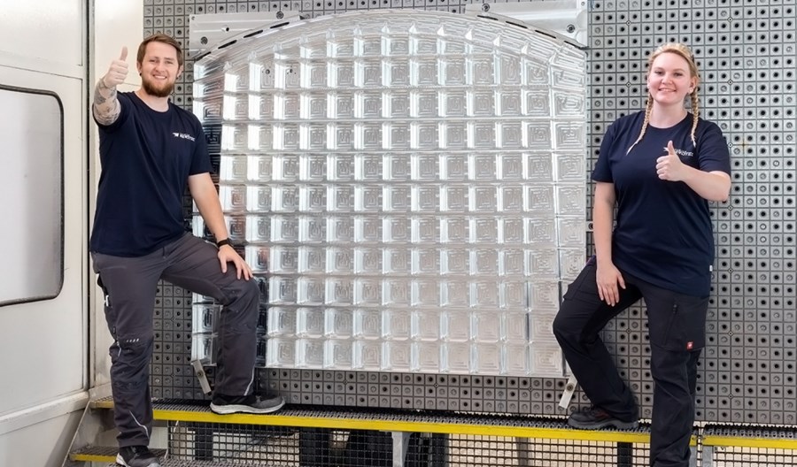 Airbus: Pierwsze cięcie metalu dla tylnego środkowego zbiornika A321XLR Airbus: Pierwsze cięcie metalu dla tylnego środkowego zbiornika A321XLR