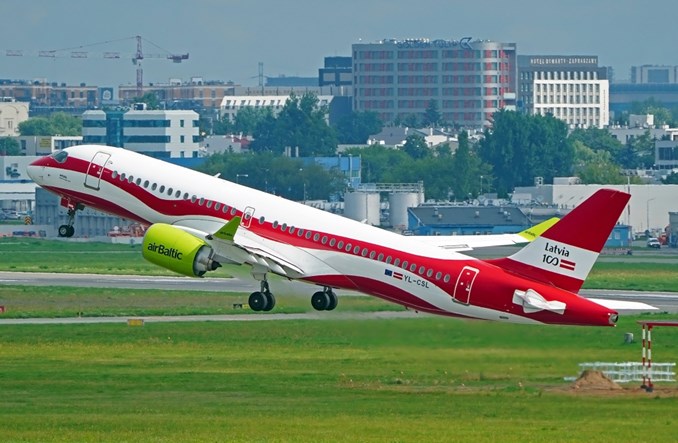 Udany lipiec i sierpień airBaltic. Podwojona liczba pasażerów z 2020 roku