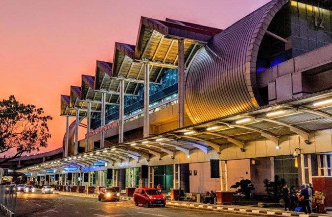 Nie tylko problem z dronami. Rośnie liczba kolizji lotniczych w Indonezji z udziałem latawców