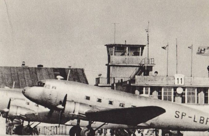 75 lat temu odbył się pierwszy rejs PLL LOT z udziałem personelu pokładowego