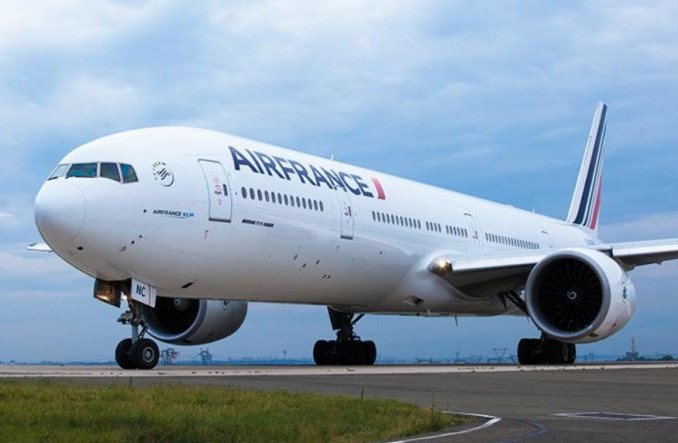 Francja i Chorwacja bez zakazu lotów. Polecimy do Rosji i Chin