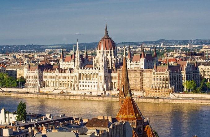 Obywatele krajów V4 wpuszczeni na Węgry. Z negatywnym wynikiem testu