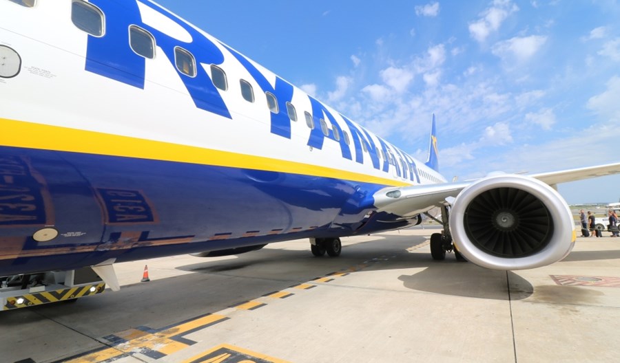 Ryanair redukuje 20 proc. lotów. Winne m.in. ograniczenia w Irlandii Ryanair redukuje 20 proc. lotów. Winne m.in. ograniczenia w Irlandii