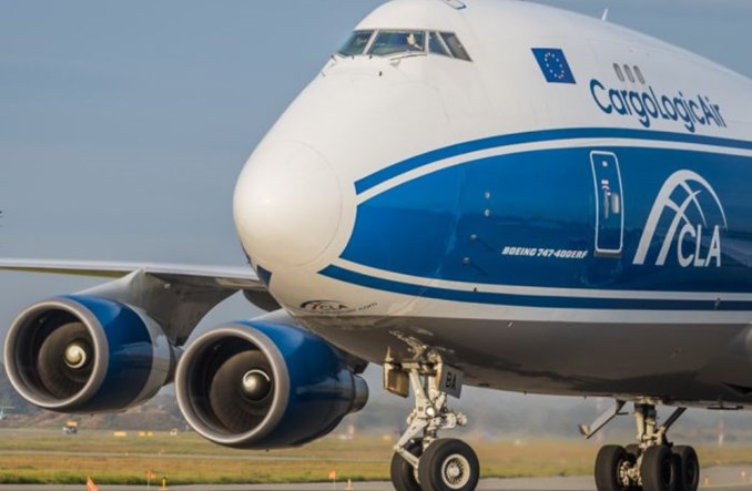 B747 z potężną dostawą sprzętu medycznego wylądował w Katowicach