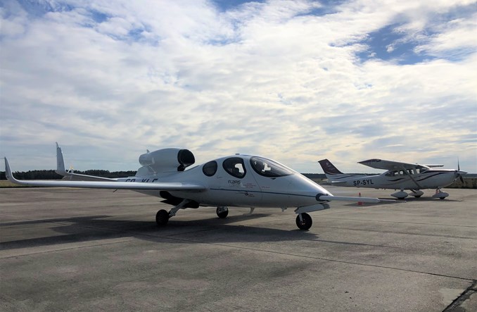 Jest zgoda ULC-u na loty odrzutowca Flaris LAR1