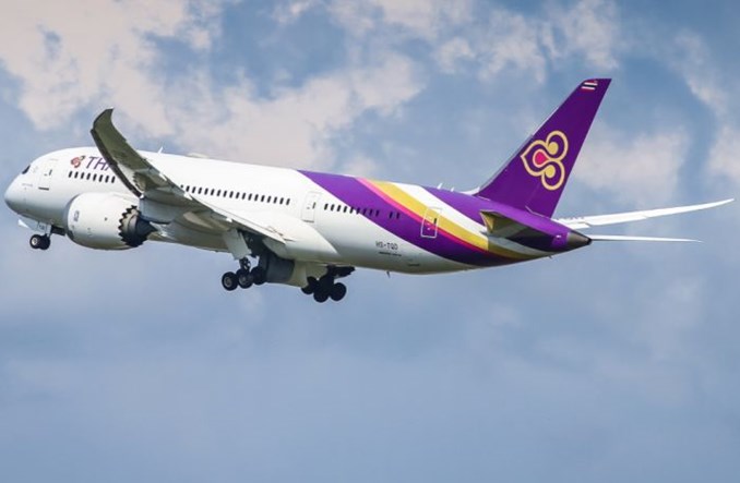 Trwa wyprzedaż w Thai Airways. Można kupić kubki, pokrowce i... wykałaczki