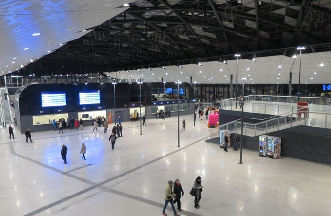 CPK z ofertami na studium dla linii KDP Warszawa – Łódź. Również drogo