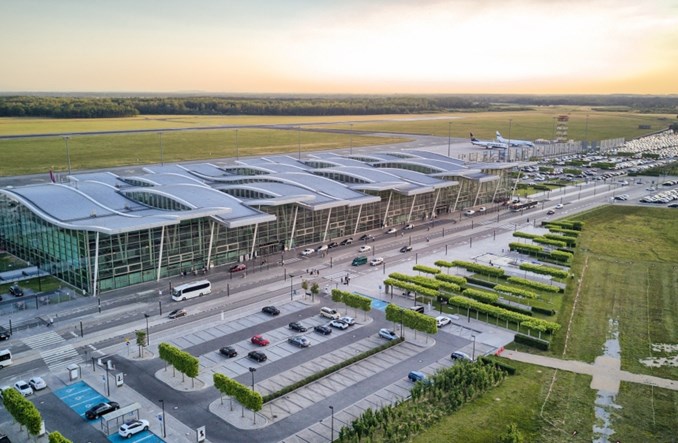 Punkt do testów na COVID-19 na terenie lotniska Wrocław