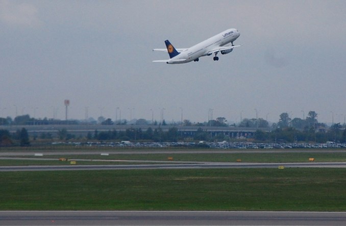 Rozpoczynają się analizy środowiskowe dla lotniska i węzła kolejowego przy CPK