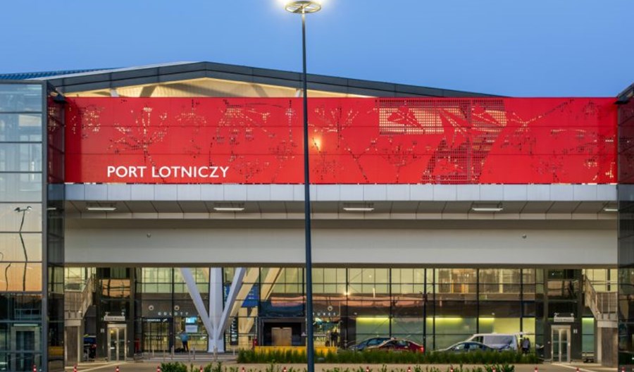 Gdańsk: Mniej pasażerów i operacji lotniczych, więcej cargo. „Przetrwamy i nikogo nie zwolnimy" Gdańsk: Mniej pasażerów i operacji lotniczych, więcej cargo. „Przetrwamy i nikogo nie zwolnimy"