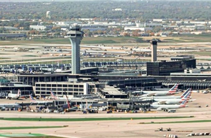 Trzy miesiące mieszkał na lotnisku Chicago O’Hare! Bał się wirusa i nie wrócił do domu