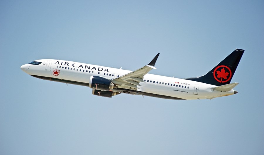 Boeingi 737 MAX wróciły do służby w Air Canada Boeingi 737 MAX wróciły do służby w Air Canada