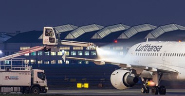 LS Airport Services: Na czym polega odladzanie samolotów? (Zdjęcia) LS Airport Services: Na czym polega odladzanie samolotów? (Zdjęcia)