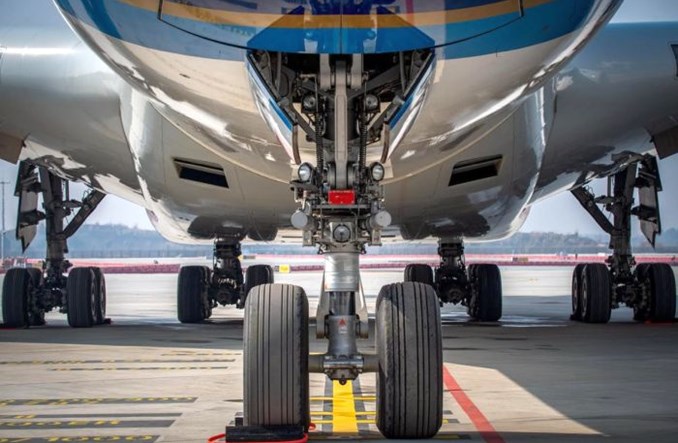 „Chińska wielka trójka” spodziewa się miliardowych strat finansowych za 2020 r.