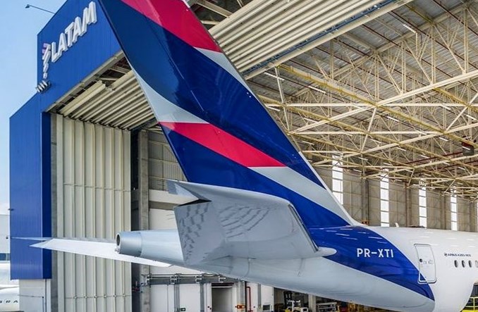 Grupa LATAM straciła 4,6 mld dolarów w 2020 roku, w tym 962 mln w 4 kw.
