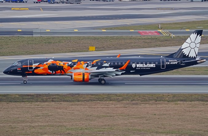 Belavia oferuje trasy do Egiptu. Ponad osiem godzin lotu przez Kazachstan