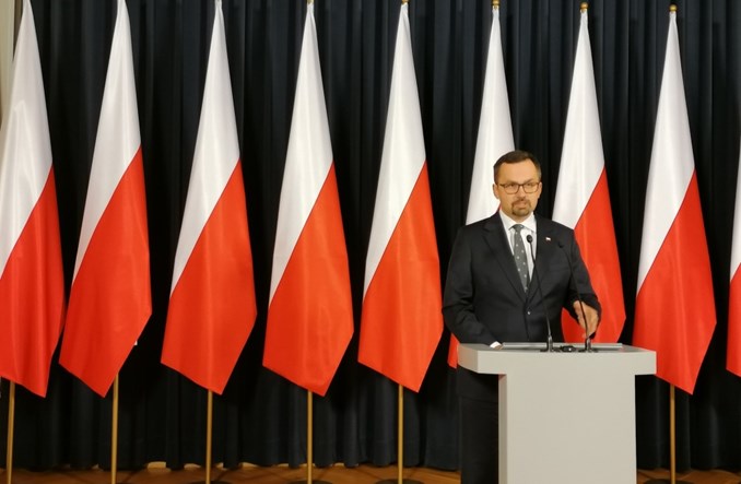 Kwarantanna dla przylatujących do Polski. Jest rozporządzenie (Aktualizacja)