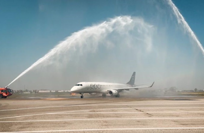 Inauguracja EGO Airways jedynym E190. Nowe linie obsługują Włochy