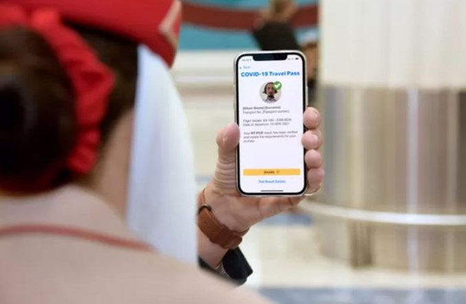 Emirates rozpoczynają testowanie aplikacji IATA Travel Pass