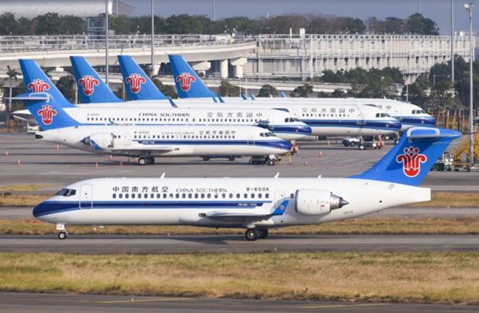 Chińska wielka trójka poprawia krajowe wyniki przewozowe. Wzrosty do ponad 300 proc. rdr