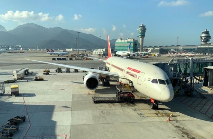 Kolejne kraje zamykają granice dla podróżnych z Indii