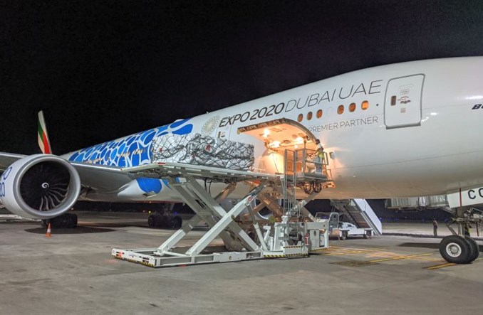 Emirates uruchamiają pomost lotniczy z pomocą dla Indii