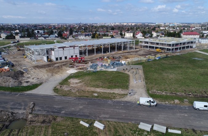 PPL ogłosiło przetarg na wykonanie bazy paliw na lotnisku w Radomiu