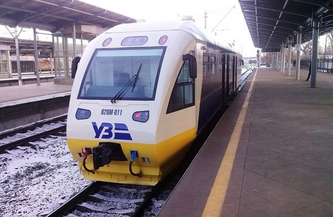 Ukraina: Lotniskowy pociąg przewiózł ewakuowanych ze Strefy Gazy