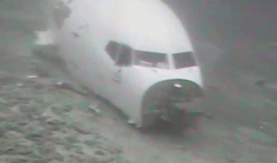 NTSB ujawniła podwodne zdjęcia rozbitego B737-200 NTSB ujawniła podwodne zdjęcia rozbitego B737-200