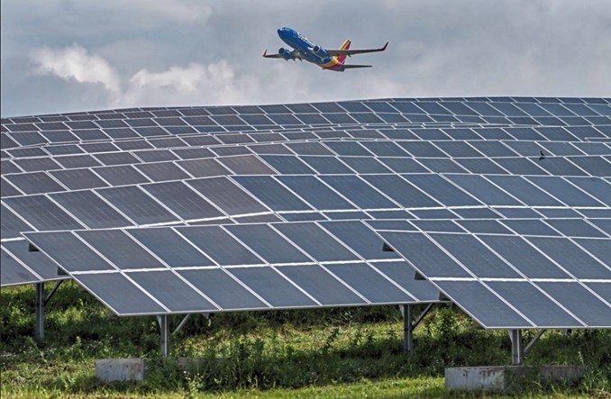 Pittsburgh: Pierwsze na świecie lotnisko zasilane gazem i energią z paneli