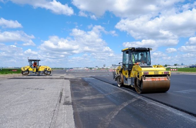 Nowa, trwała nawierzchnia na stołecznym lotnisku