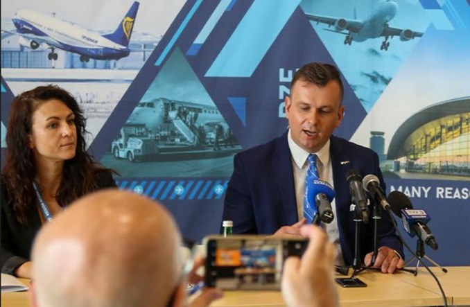 Lotnisko w Jasionce bliższe rodzinom. "Nasze rozwiązania redukują stres" 