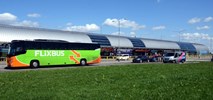 Nowe przystanki w stolicy dla podróżujących na lotnisko w Modlinie autokarem FlixBus