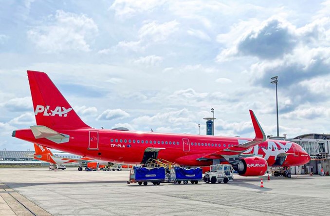 PLAY złożył wniosek o pozwolenie na loty do USA. 9899 pasażerów w lipcu