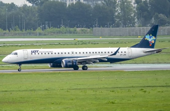 44 loty do Polski z Uzbekistanu z ewakuowanymi z Kabulu. Prawie 1300 osób uratowanych