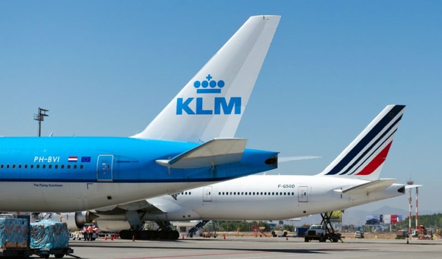 Air France i KLM przedłużają bezpłatne zmiany i zwroty biletów Air France i KLM przedłużają bezpłatne zmiany i zwroty biletów