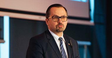 Horała: Będą zmiany w projekcie polityki lotniczej